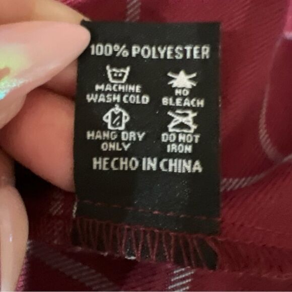 DIXXON Women’s The UnderGround Plaid Flannel in Red 
Size M - Picture 6 of 10